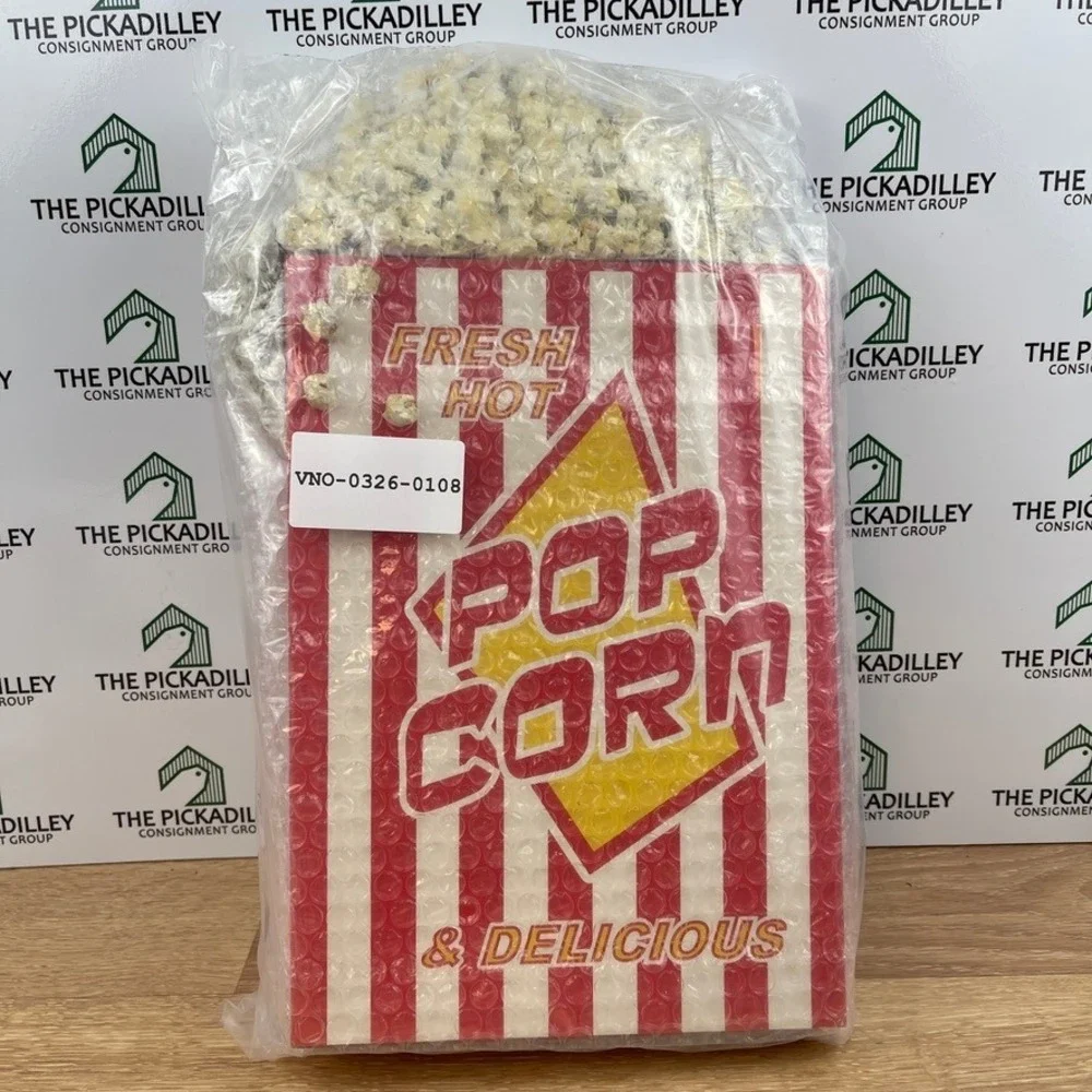 Vintage Style Metal Popcorn Box Wall Decor 3D Faux Popcorn Movie Theater Art